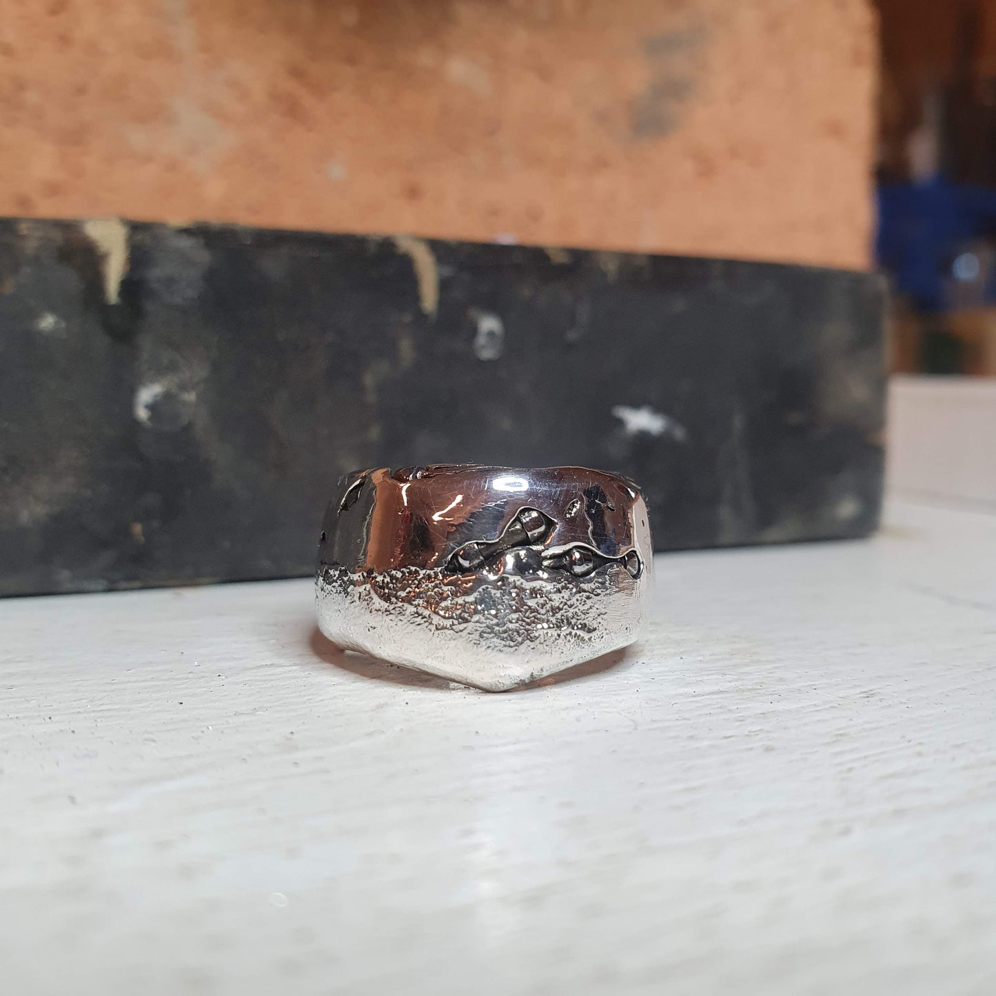 Jennifer Bronson: Silver Resistor Ring (US 7)